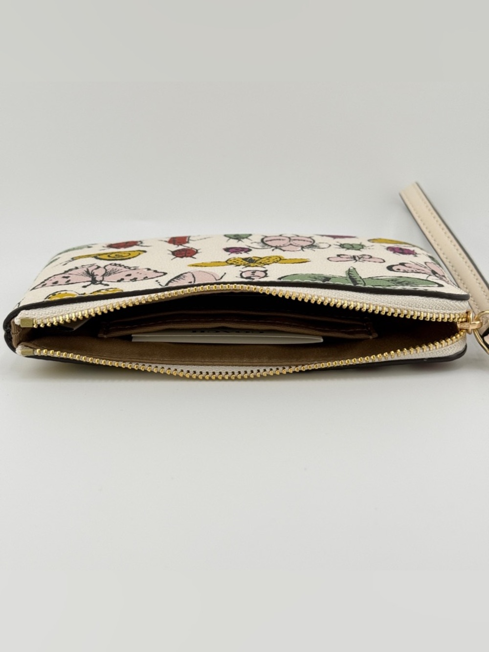 Coach Chalk Multi Corner Zip Wristlet Bug Print NWT - Picture 4 of 7